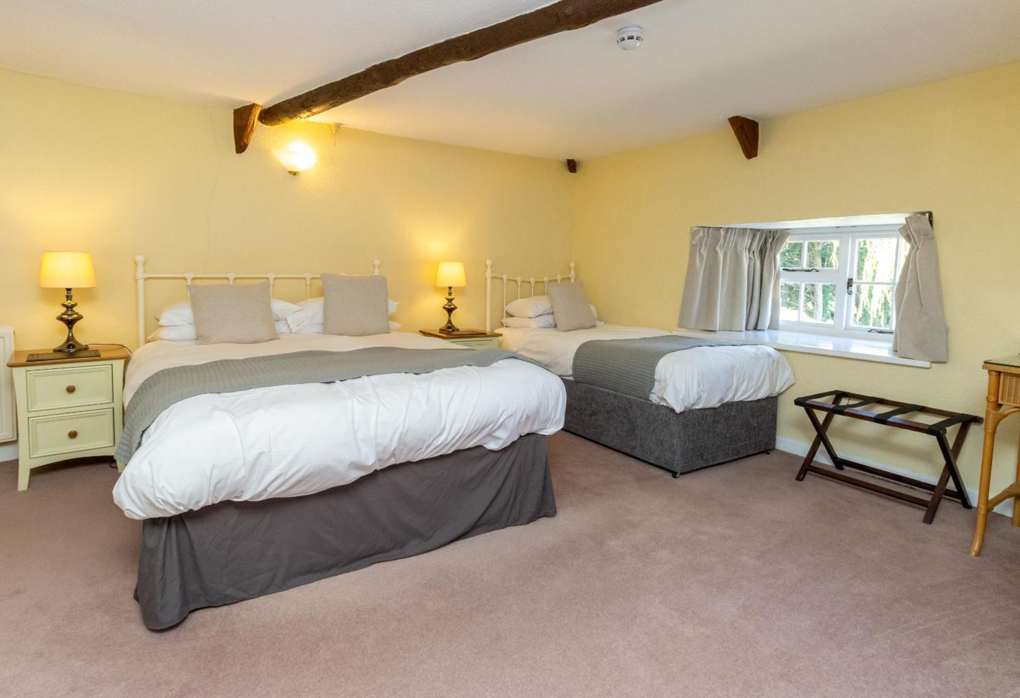 New Inn Crediton Room photo