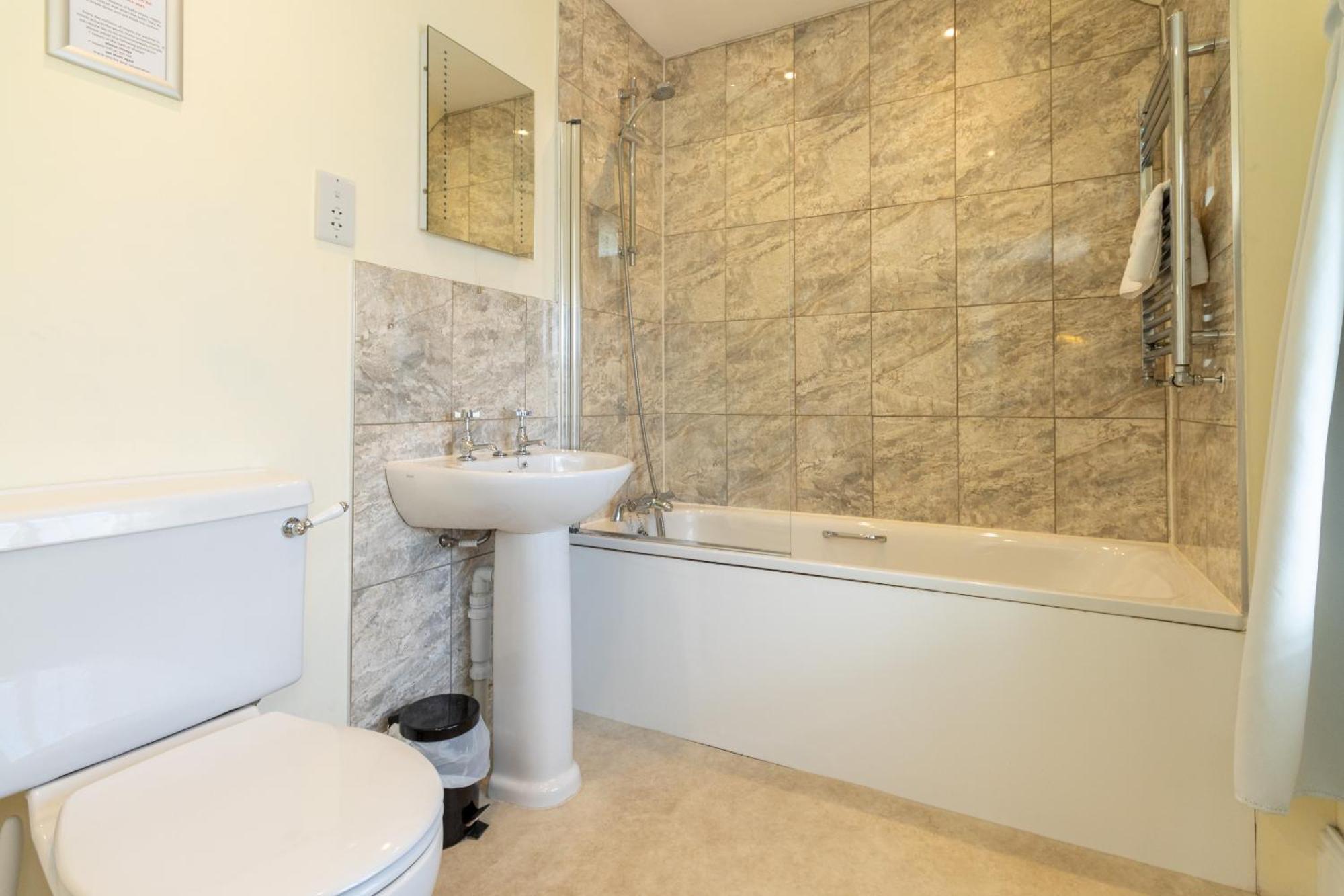 New Inn Crediton Room photo