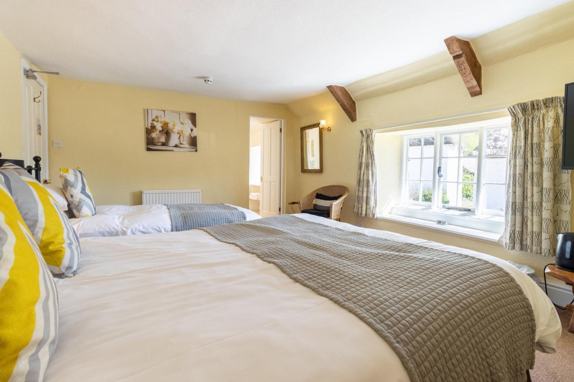 New Inn Crediton Room photo